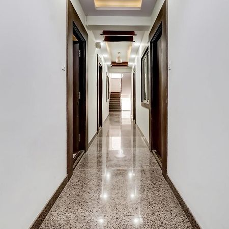 Oyo 81895 Nr Homes Бангалор Екстериор снимка