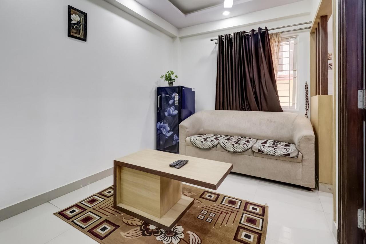 Oyo 81895 Nr Homes Бангалор Екстериор снимка