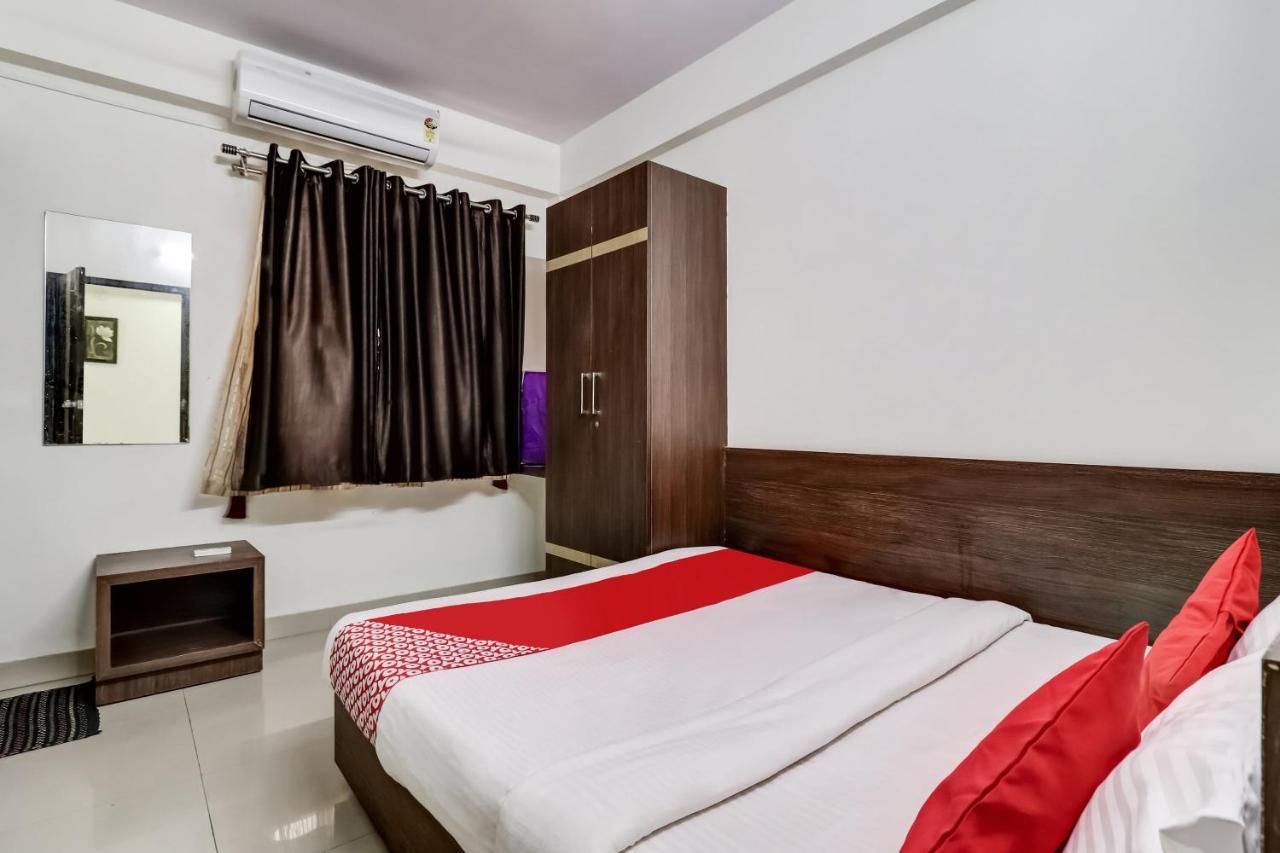 Oyo 81895 Nr Homes Бангалор Екстериор снимка